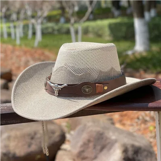 Western Cowboy Hat – Light Beige-Gray & White Straw, Breathable, Unisex with Bullhead Accent
